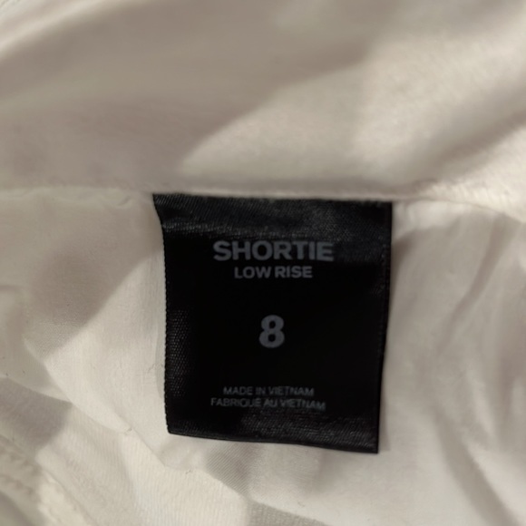 Shorts - Picture 4 of 4